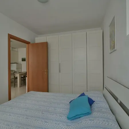 Апартаменты Vico Torre Кьявари